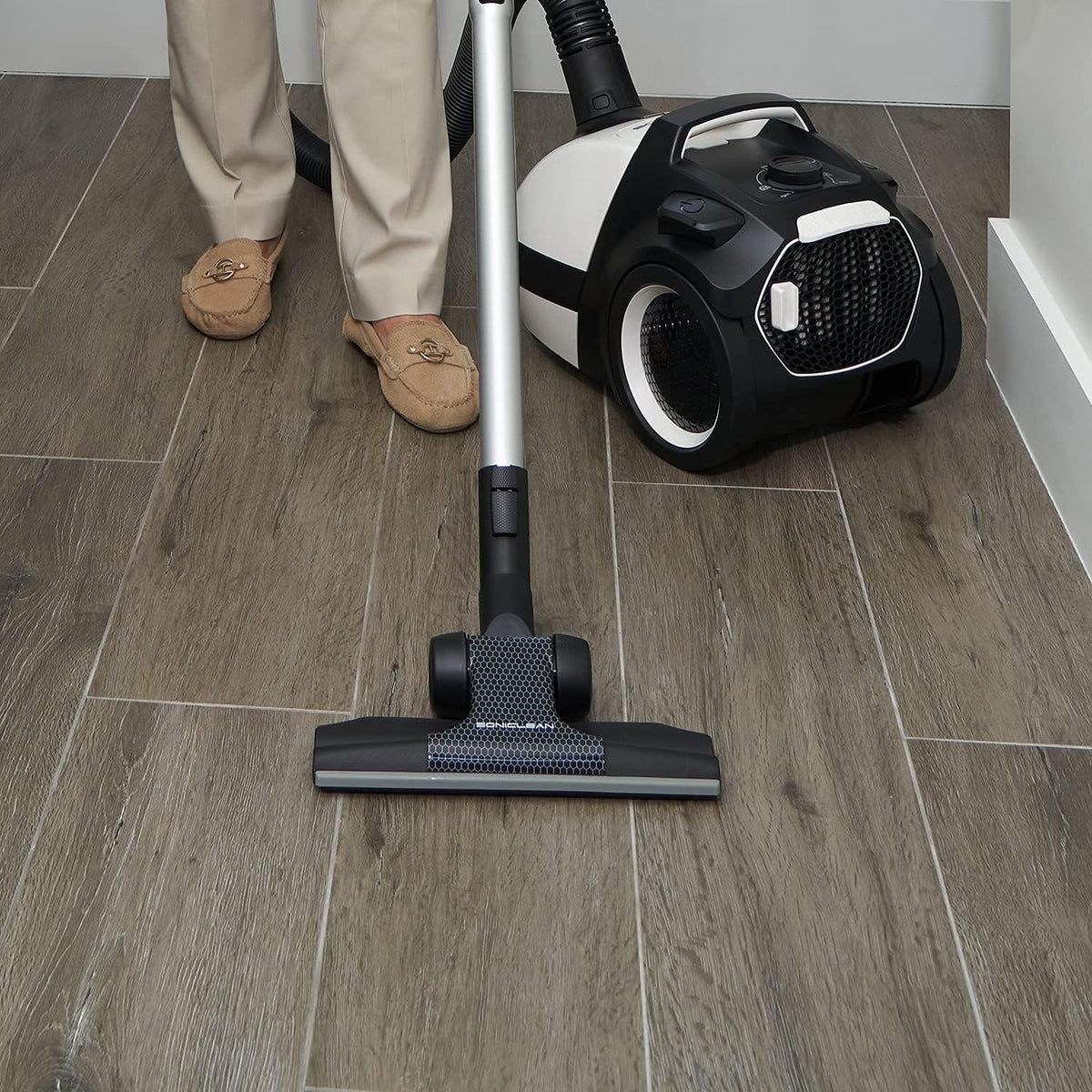 Canister Vacuum Cleaner with ULPA Filtration Z4951