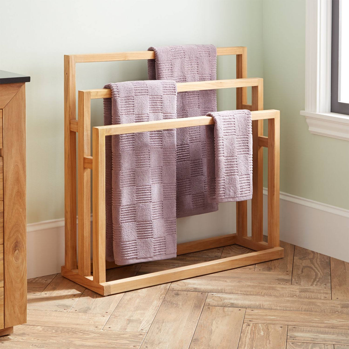 Natural Wood Towel Rack P4707