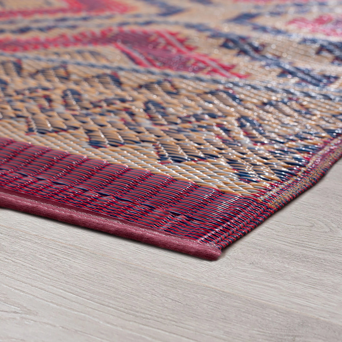 6x9 Waterproof Reversible Plastic Straw Outdoor Rug O44395