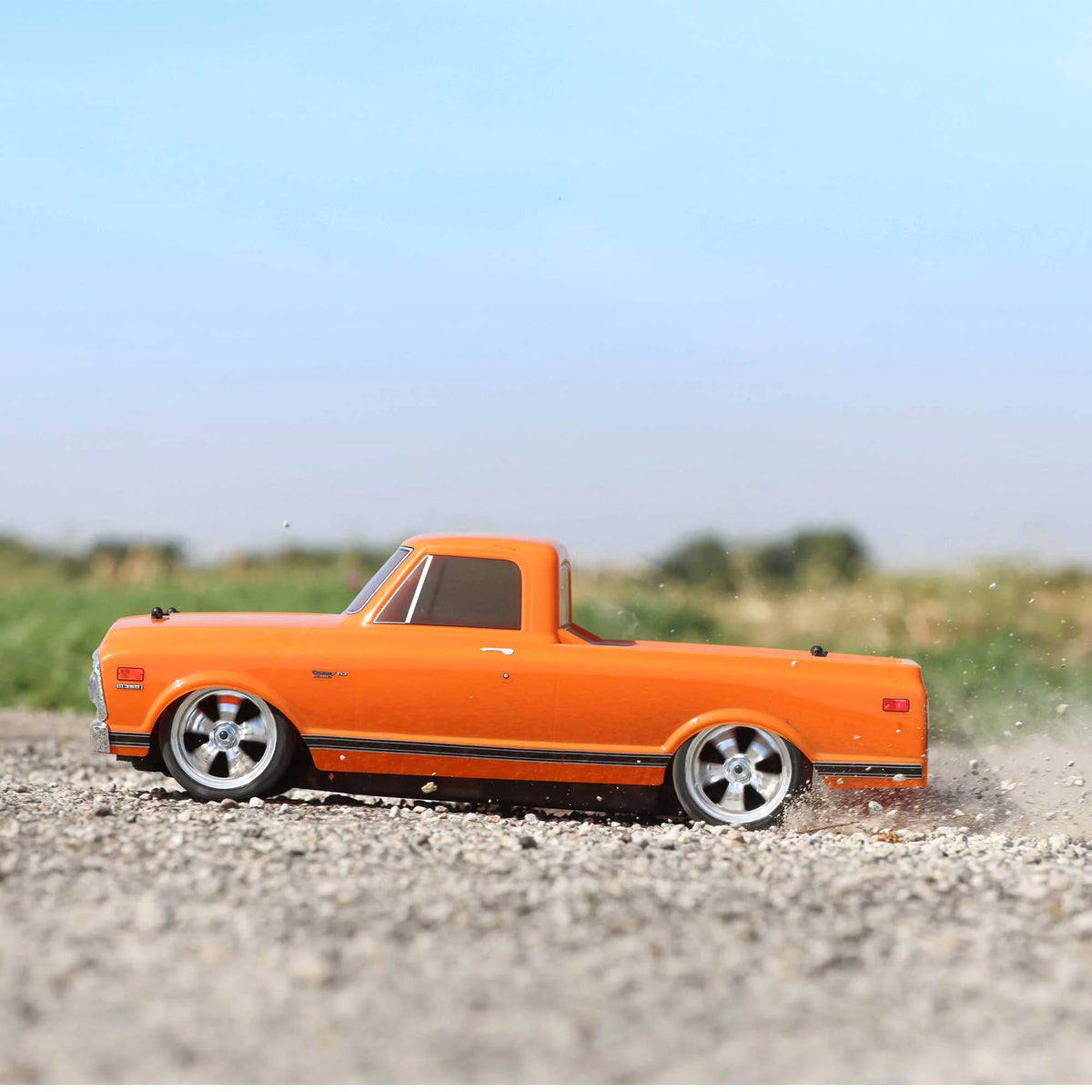 1/10 1972 Chevy C10 Pickup Truck Orange RTR D58838