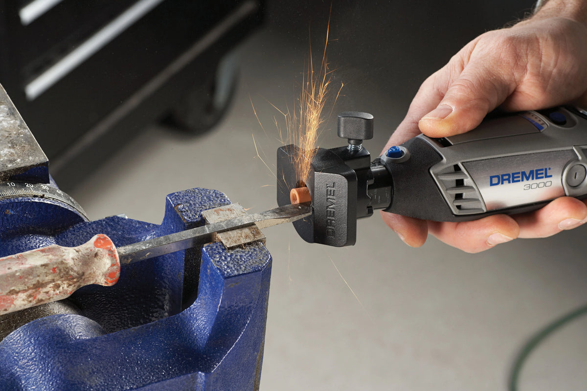 Variable Speed Rotary Tool with 18 Accessories N147577