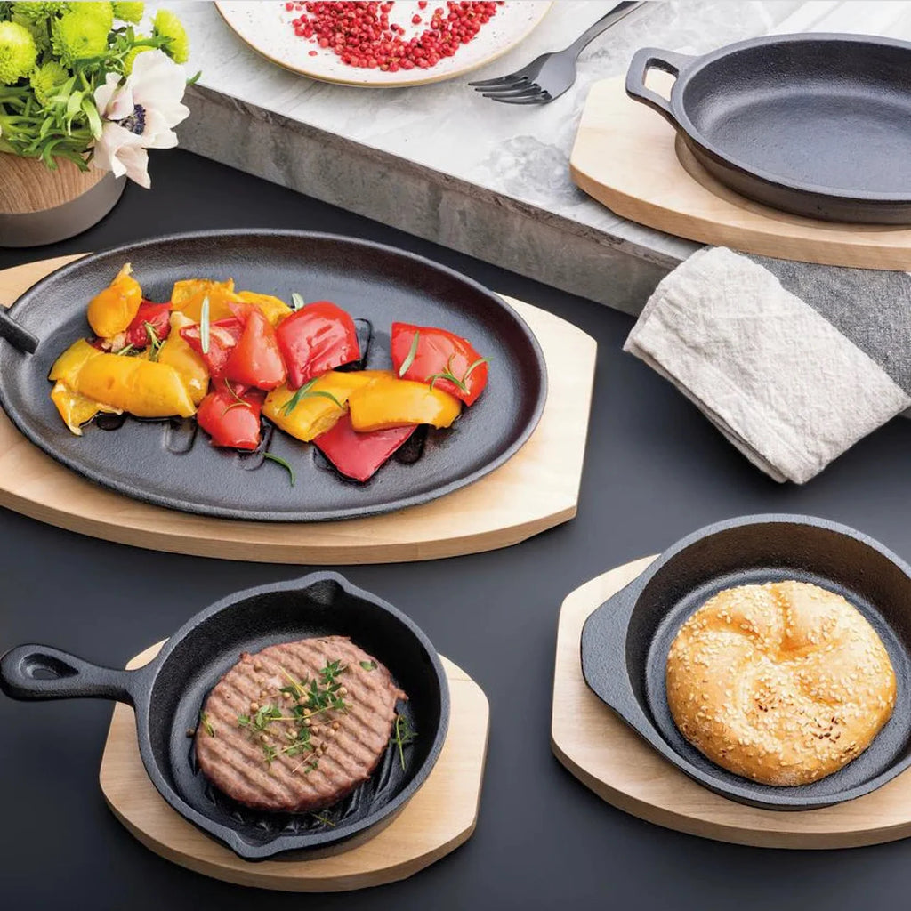 Cast Iron Oval Skillet with Beech Trivet S5414