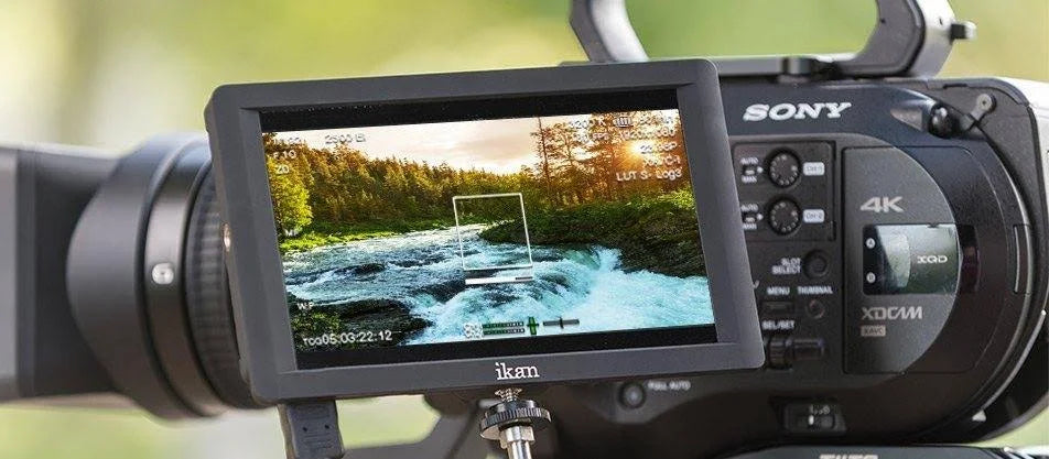 7x22 4K HDMI On-Camera Field Monitor E980