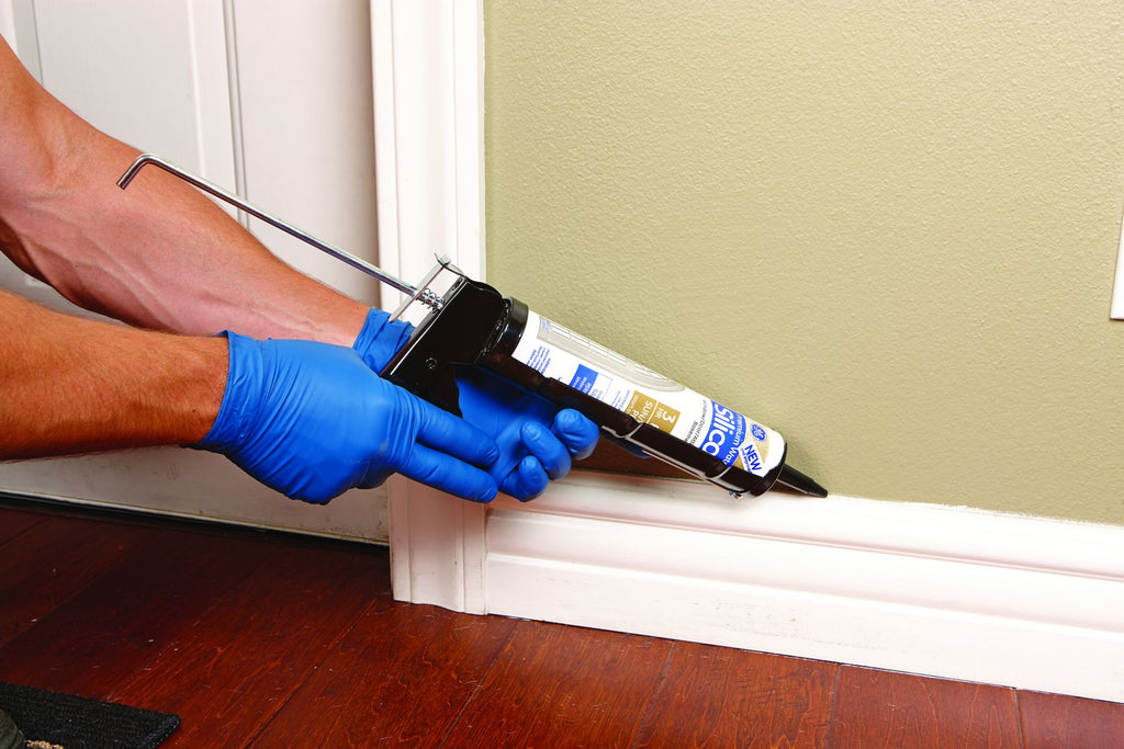 9 In. Caulking Gun L9667